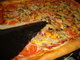 Pizza s rajaty, houbami a srem
